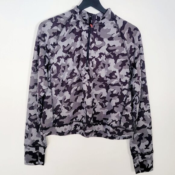 NWT Spider Athleisure Short Length Camo Print Half Zip Women's Jacket Size XL - Picture 3 of 7
